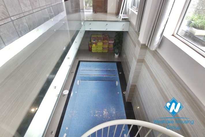 Fully furnished pool villa to rent in Vinhomes Riverside Hanoi